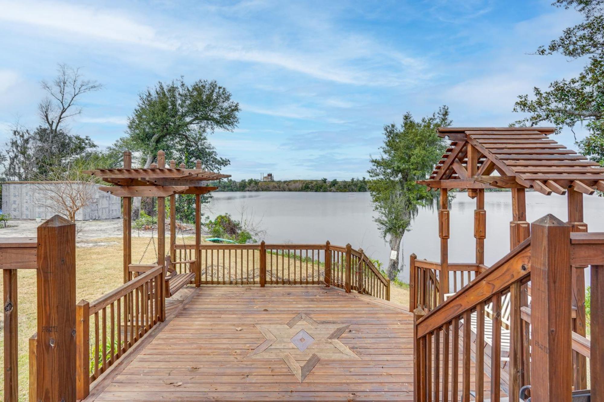 Lakefront Panama City Studio With Hot Tub Access Esterno foto