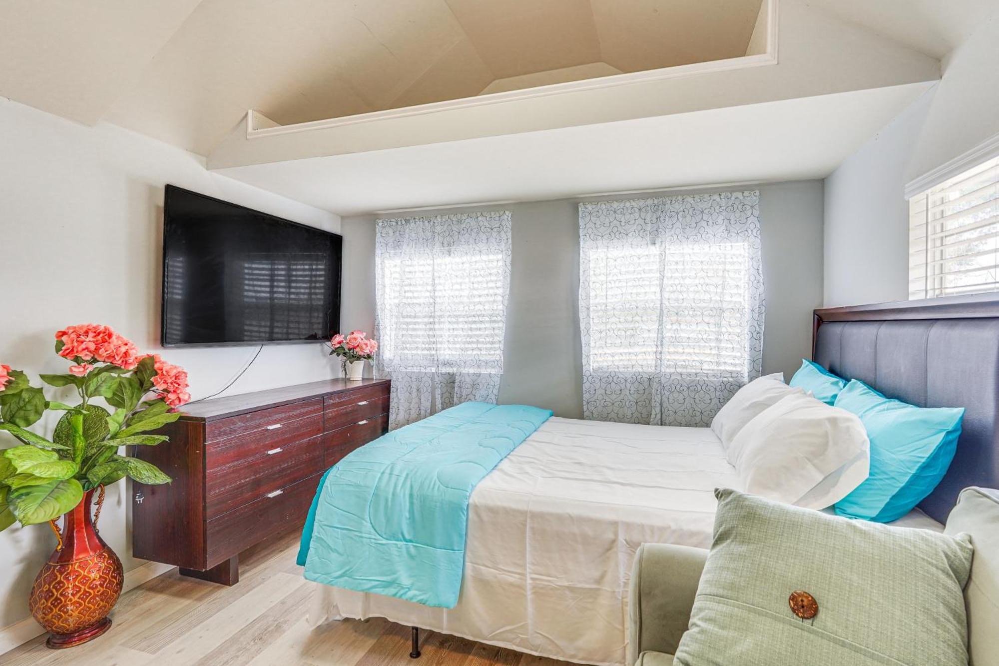 Lakefront Panama City Studio With Hot Tub Access Esterno foto